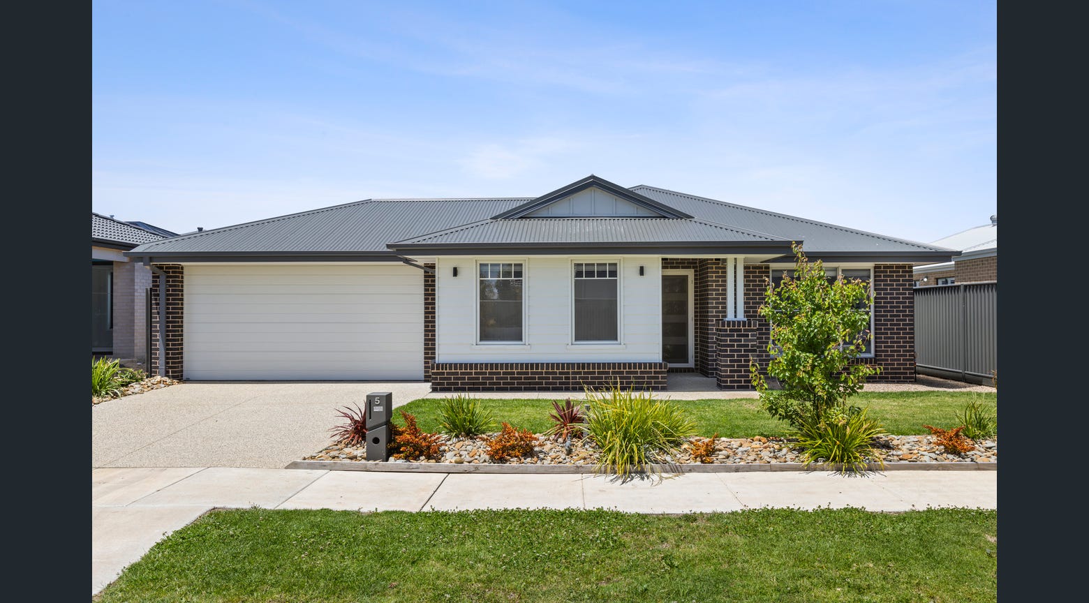 5 Reflections Crescent, LARA