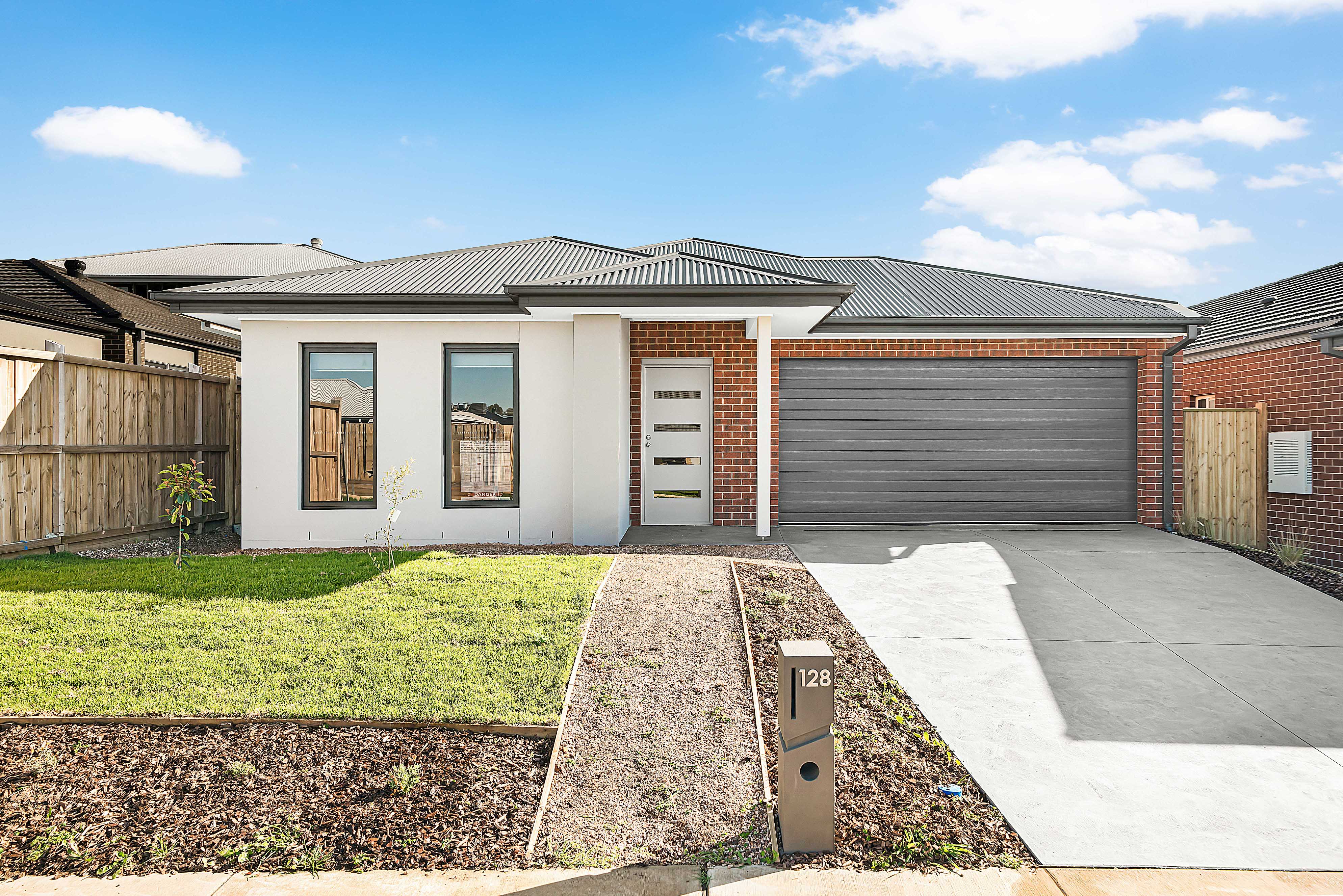 128 Motion Drive, MOUNT DUNEED