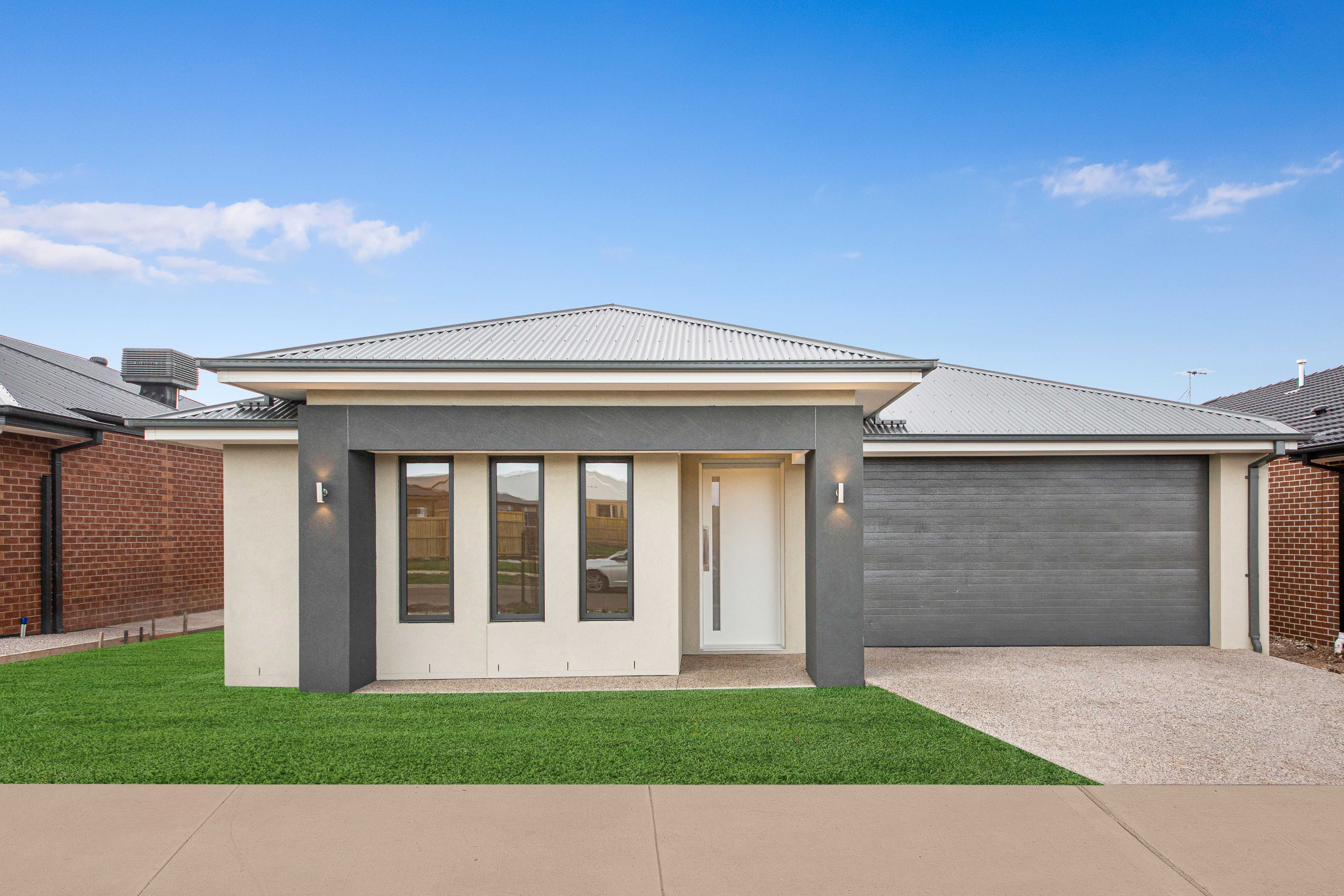 33 Pickering Crescent, LARA