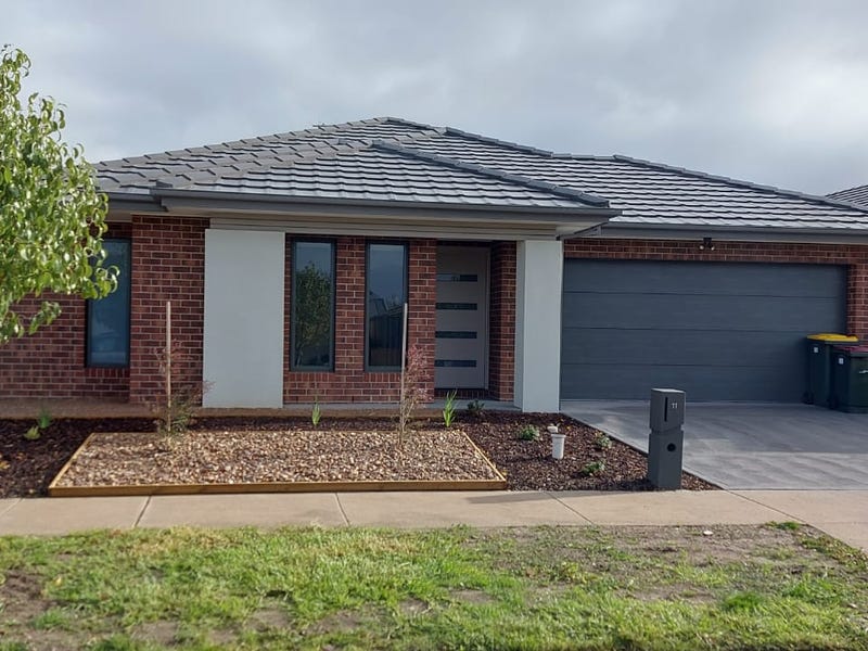 11 Goodenia Avenue, LARA