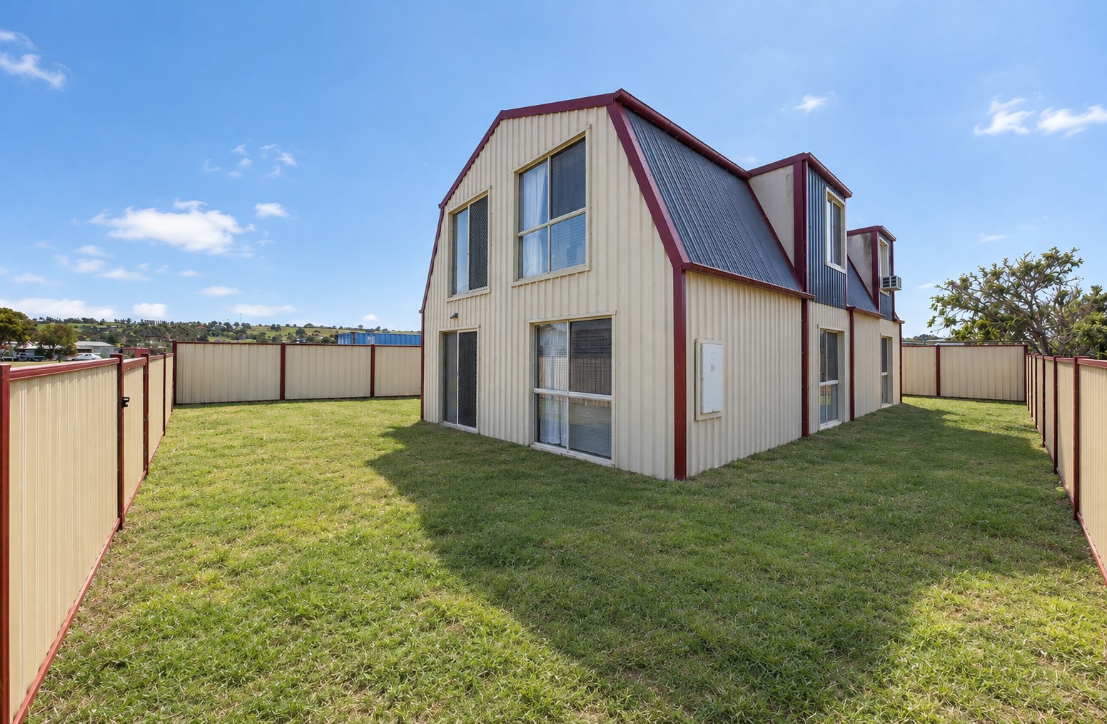 120 Elcho Road, LARA